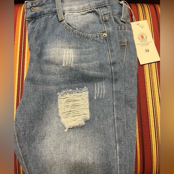 FREDD MARSHALL Boy's Skinny Fit Ripped Destroyed Distressed Jeans - Picture 4 of 6